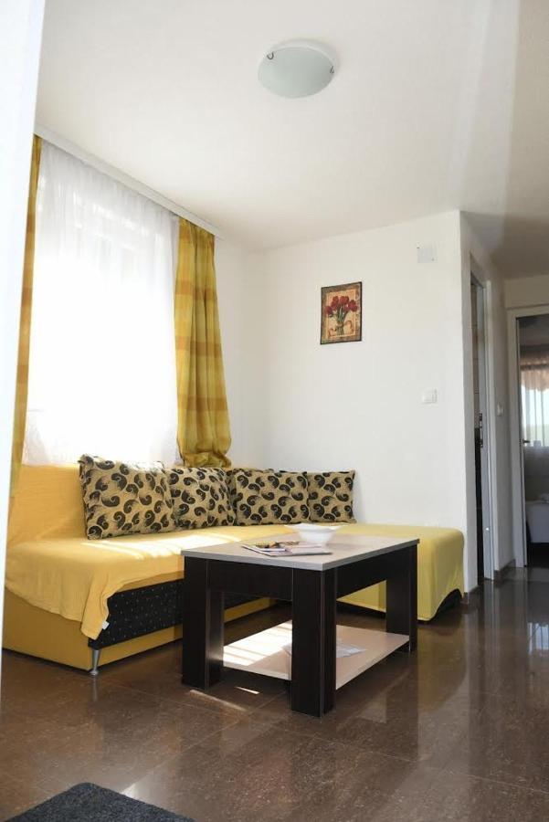 Sobe Alex Appartement Veliko Gradište Buitenkant foto