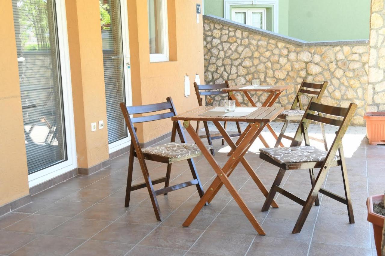 Sobe Alex Appartement Veliko Gradište Buitenkant foto