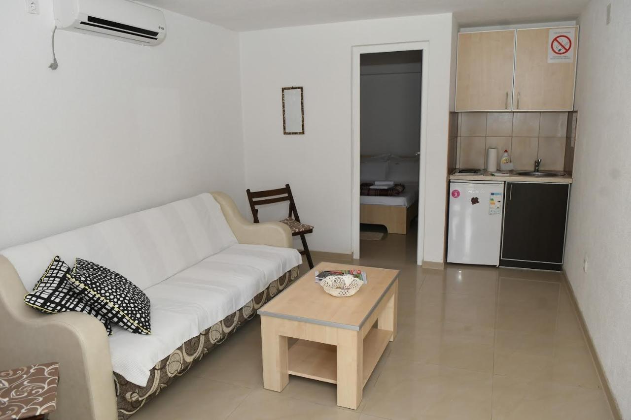 Sobe Alex Appartement Veliko Gradište Buitenkant foto